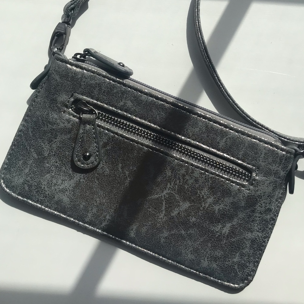 Crossbody bag